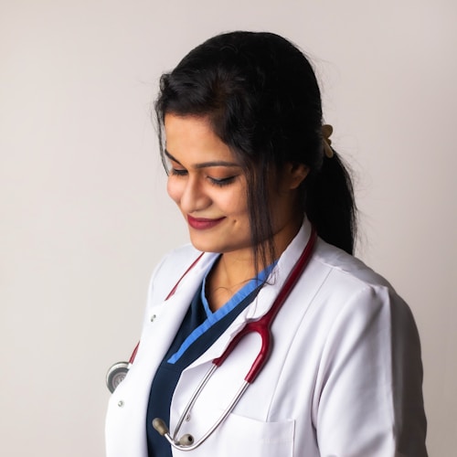 Dr. Martha Zandaki
